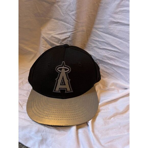 Youth Anaheim Angels‎ Adjustable Cap-Black New Era Oakley - Picture 1 of 3